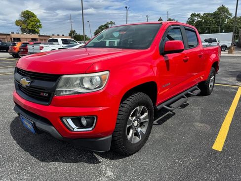 Used 2015 Chevrolet Colorado Z71 AWD/4WD image 3