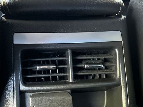Used 2018 Chevrolet Impala Premier FWD image 14