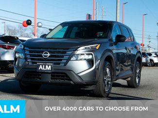 Used 2024 Nissan Rogue S video 3