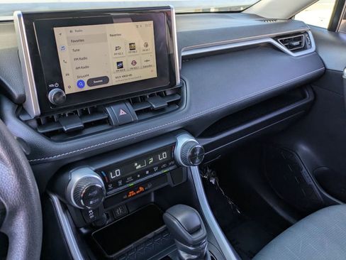 Used 2025 Toyota RAV4 XLE image 15