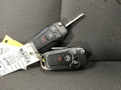 Used 2019 Ford F150 XLT w/ Equipment Group 302A Luxury AWD/4WD image 32