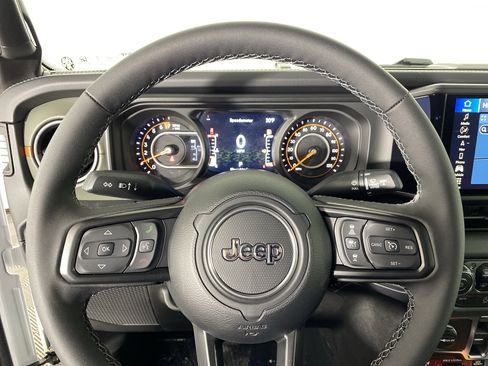 New 2026 Jeep Gladiator Mojave AWD/4WD image 18