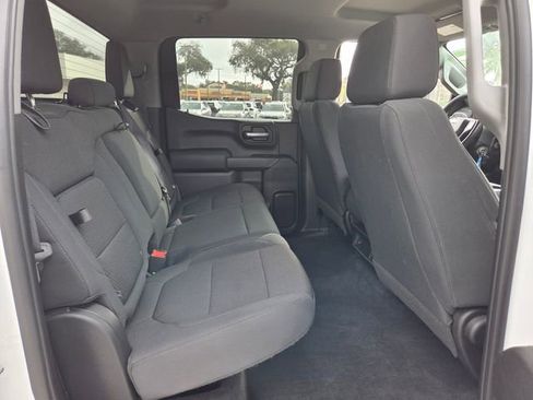 Used 2020 Chevrolet Silverado 1500 Custom w/ Custom Max Trailering Package image 16