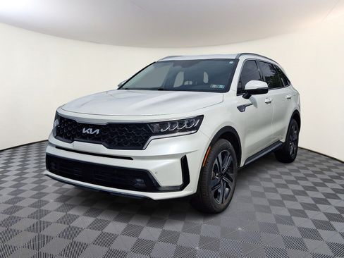 Used 2023 Kia Sorento EX AWD/4WD image 3