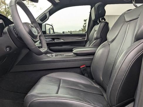 Used 2022 Jeep Wagoneer Series II w/ Premium Group I image 27