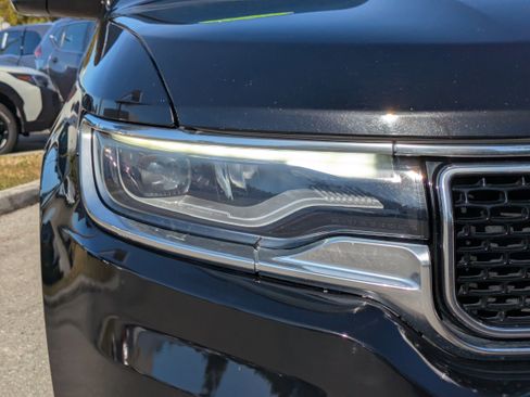 Used 2022 Jeep Wagoneer Series III w/ Flexible Seating Group image 10