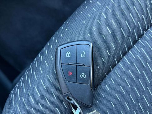 Used 2025 Chevrolet Equinox LT image 18