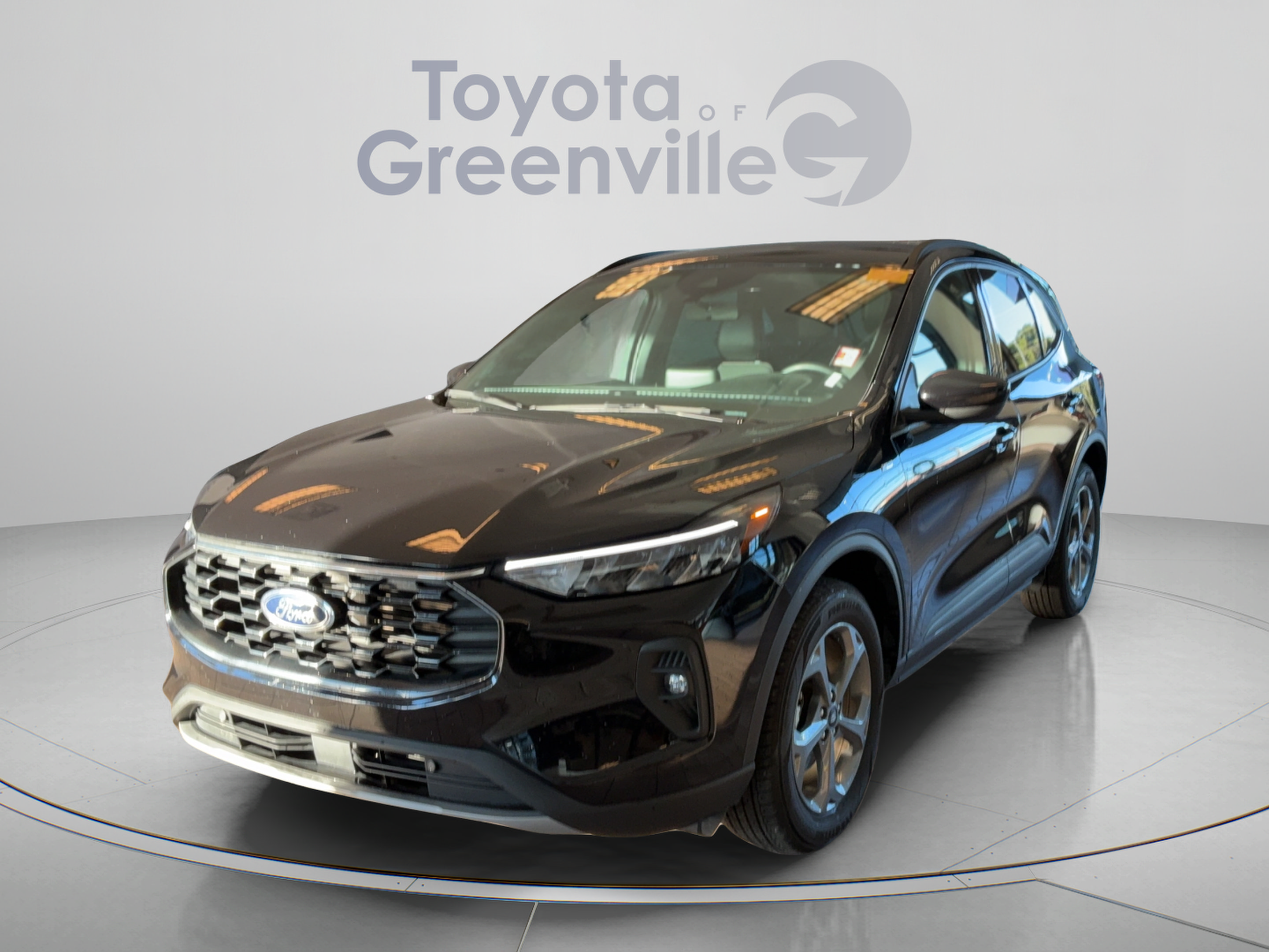 Used 2025 Ford Escape ST-Line Select AWD/4WD image 1