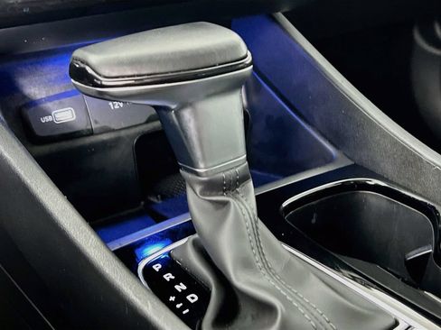 Certified 2022 Hyundai Santa Cruz Limited AWD/4WD image 11