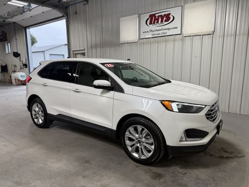 Used 2022 Ford Edge Titanium AWD/4WD image 1
