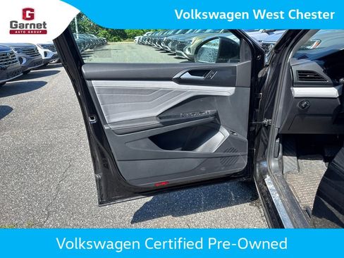 Used 2024 Volkswagen Taos SEL AWD/4WD image 12