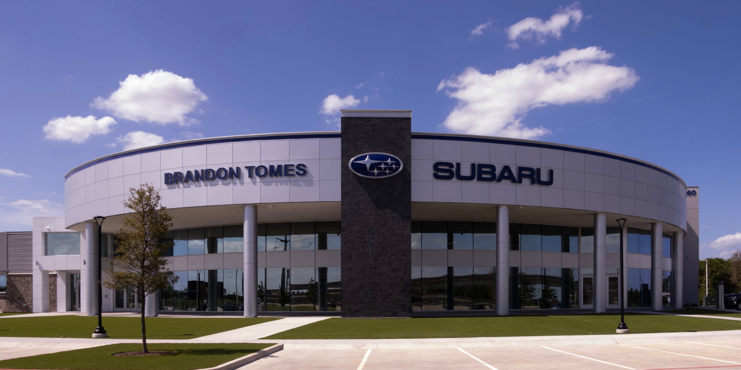 Used 2023 Subaru Outback Touring w/ Tech Package 2 AWD/4WD image 43