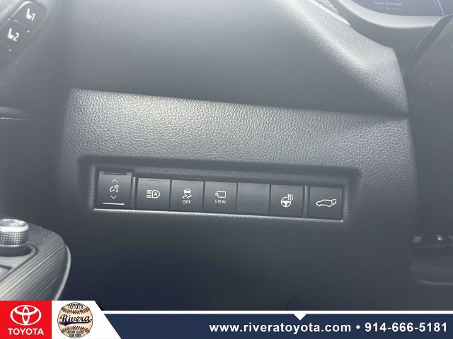 Certified 2020 Toyota RAV4 XLE w/ Convenience Package AWD/4WD image 19