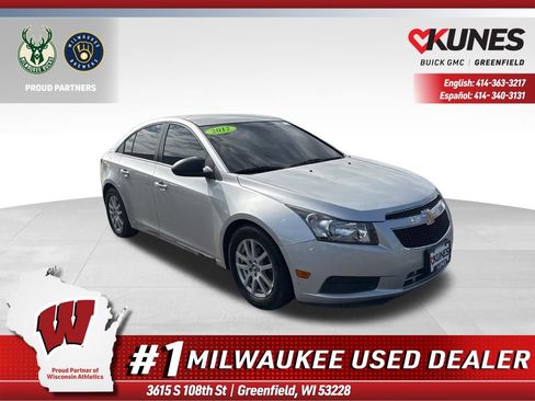 Used 2012 Chevrolet Cruze LS FWD image 1