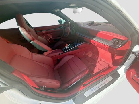 Used 2022 Porsche 911 Carrera S w/ Sport Package image 23