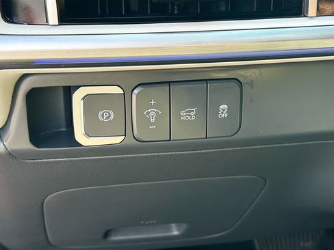 Used 2024 Hyundai Santa Fe Calligraphy FWD image 10