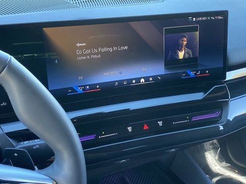 Certified 2025 BMW 530i image 28