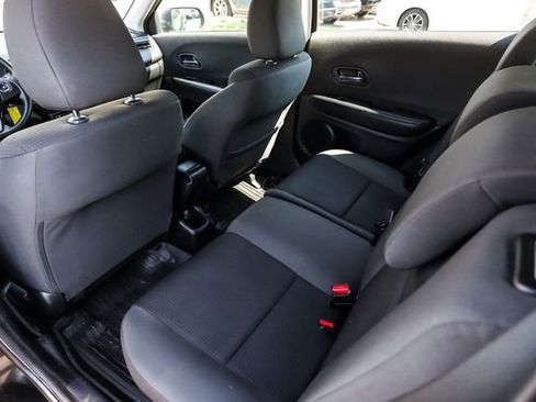 Used 2020 Honda HR-V LX image 42