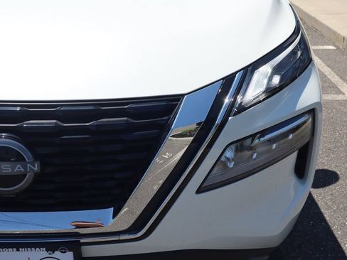 Certified 2023 Nissan Rogue SV AWD/4WD image 13