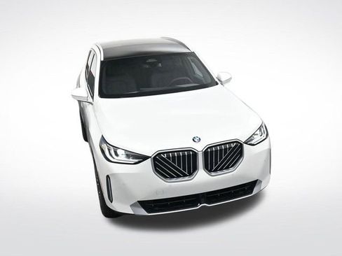 New 2026 BMW X3 xDrive30 w/ Convenience Package image 30
