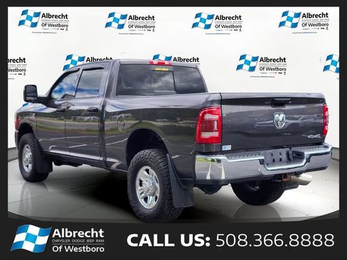 Used 2024 RAM 2500 Tradesman w/ Chrome Appearance Group AWD/4WD image 3