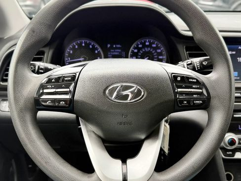 Used 2020 Hyundai Elantra SEL w/ Cargo Package (C1) FWD image 12