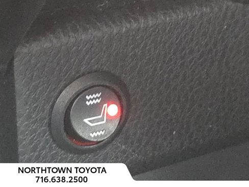 Used 2018 Toyota Camry SE image 20