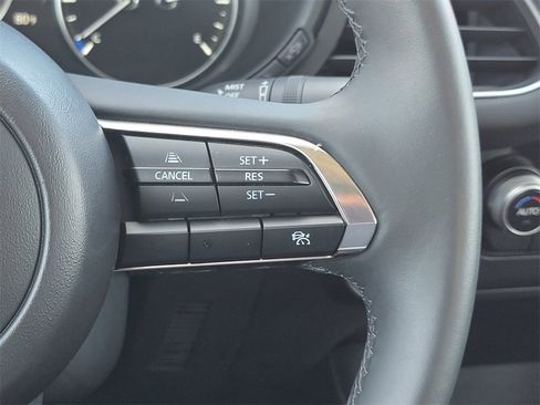 Used 2025 MAZDA MAZDA3 s image 34