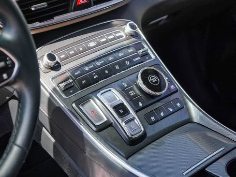 Used 2023 Hyundai Santa Fe Limited FWD image 16