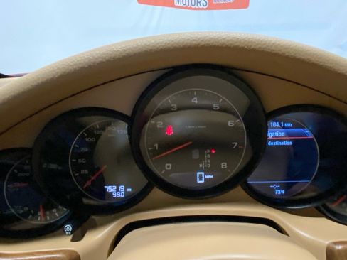 Used 2011 Porsche Panamera image 46