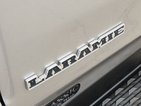 Used 2024 RAM 1500 Laramie image 9