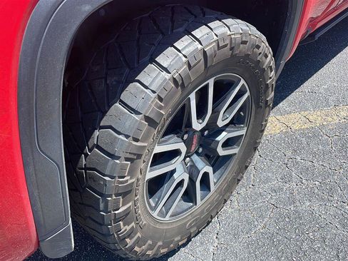 Used 2021 GMC Sierra 1500 AT4 AWD/4WD image 15