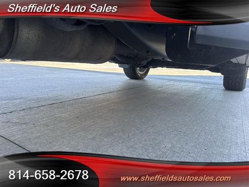 Used 2015 Toyota Tundra Limited w/ Limited Premium Package image 22