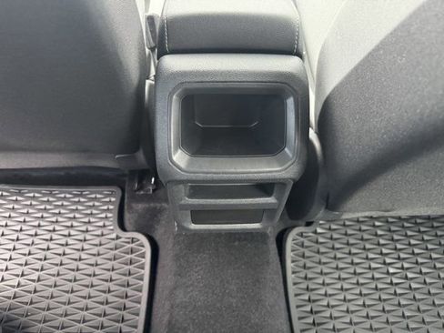 Certified 2024 Volkswagen Taos S AWD/4WD image 17