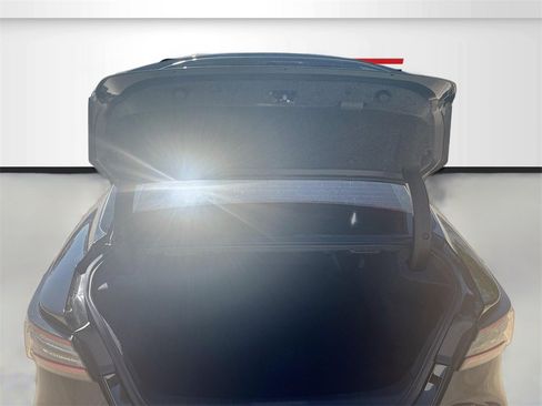 Used 2023 Nissan Maxima SR w/ Sport Mat Group image 28