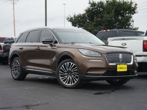 Used 2022 Lincoln Corsair Reserve w/ Equipment Group 201A FWD image 2