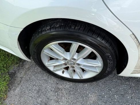 Used 2015 Toyota Avalon XLE FWD image 9