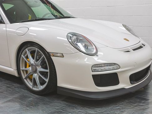 Used 2010 Porsche 911 GT3 RWD image 38