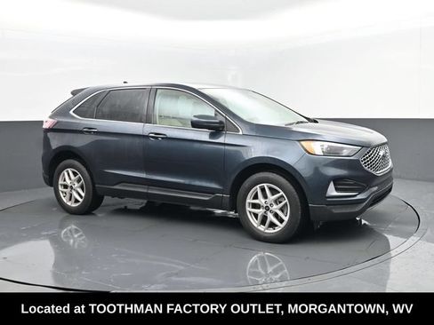 Used 2023 Ford Edge SEL AWD/4WD image 3