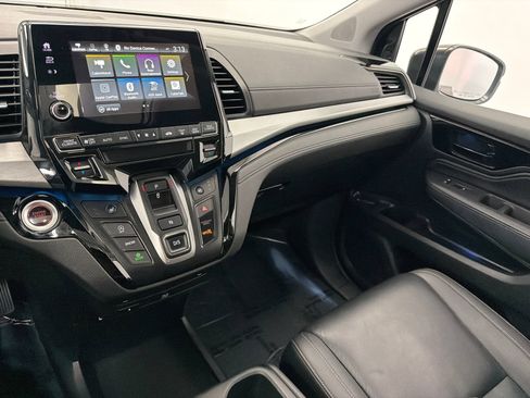 Used 2023 Honda Odyssey Touring image 24