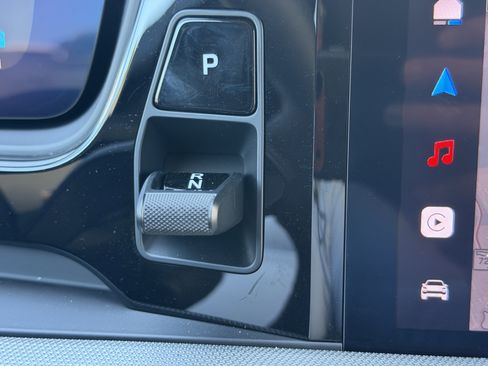 Certified 2026 Porsche Cayenne Coupe image 30