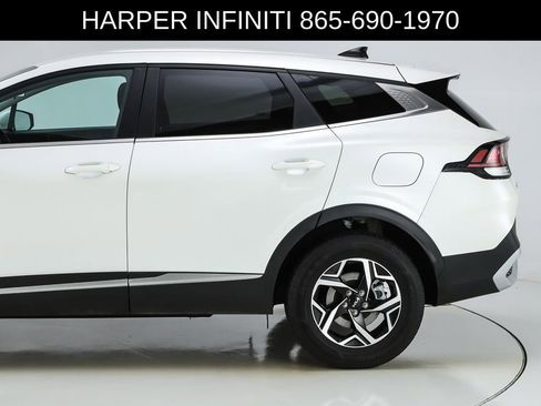 Used 2023 Kia Sportage LX AWD/4WD image 41