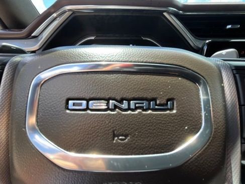 Used 2022 GMC Sierra 1500 Denali w/ Technology Package RWD image 39