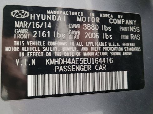 Used 2014 Hyundai Elantra SE FWD image 33