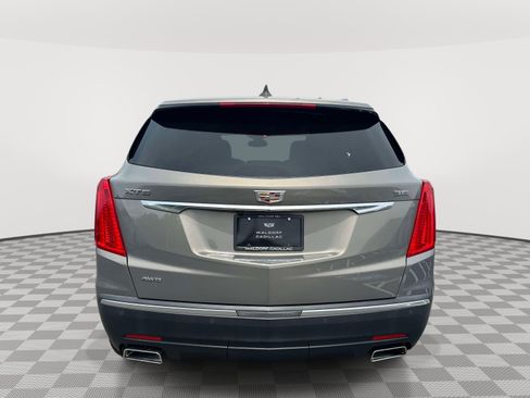 Used 2018 Cadillac XT5 Luxury w/ Driver Awareness Package AWD/4WD image 5