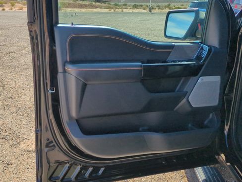 Used 2023 Ford F150 Platinum AWD/4WD image 11