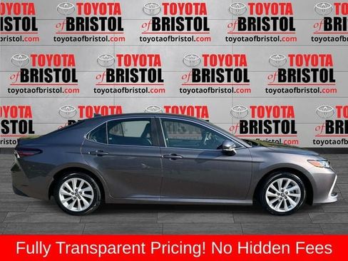 Used 2023 Toyota Camry LE w/ Convenience Package FWD image 2