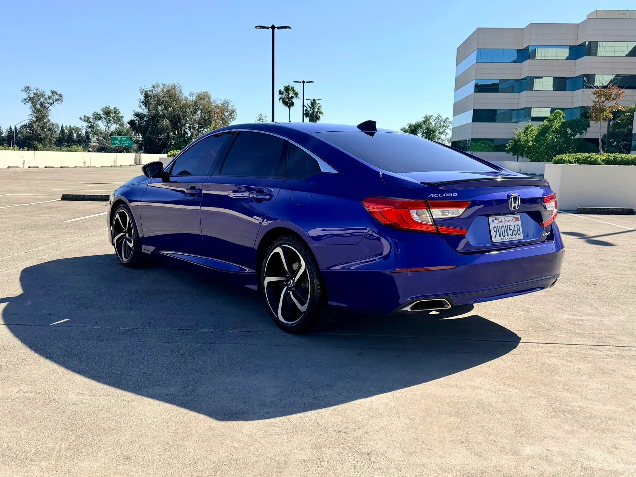 Used 2021 Honda Accord Sport image 13