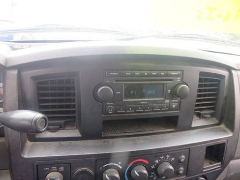 Used 2008 Dodge Ram 1500 Truck ST AWD/4WD image 13