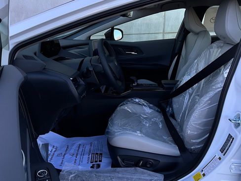 New 2026 Toyota Prius XLE image 10